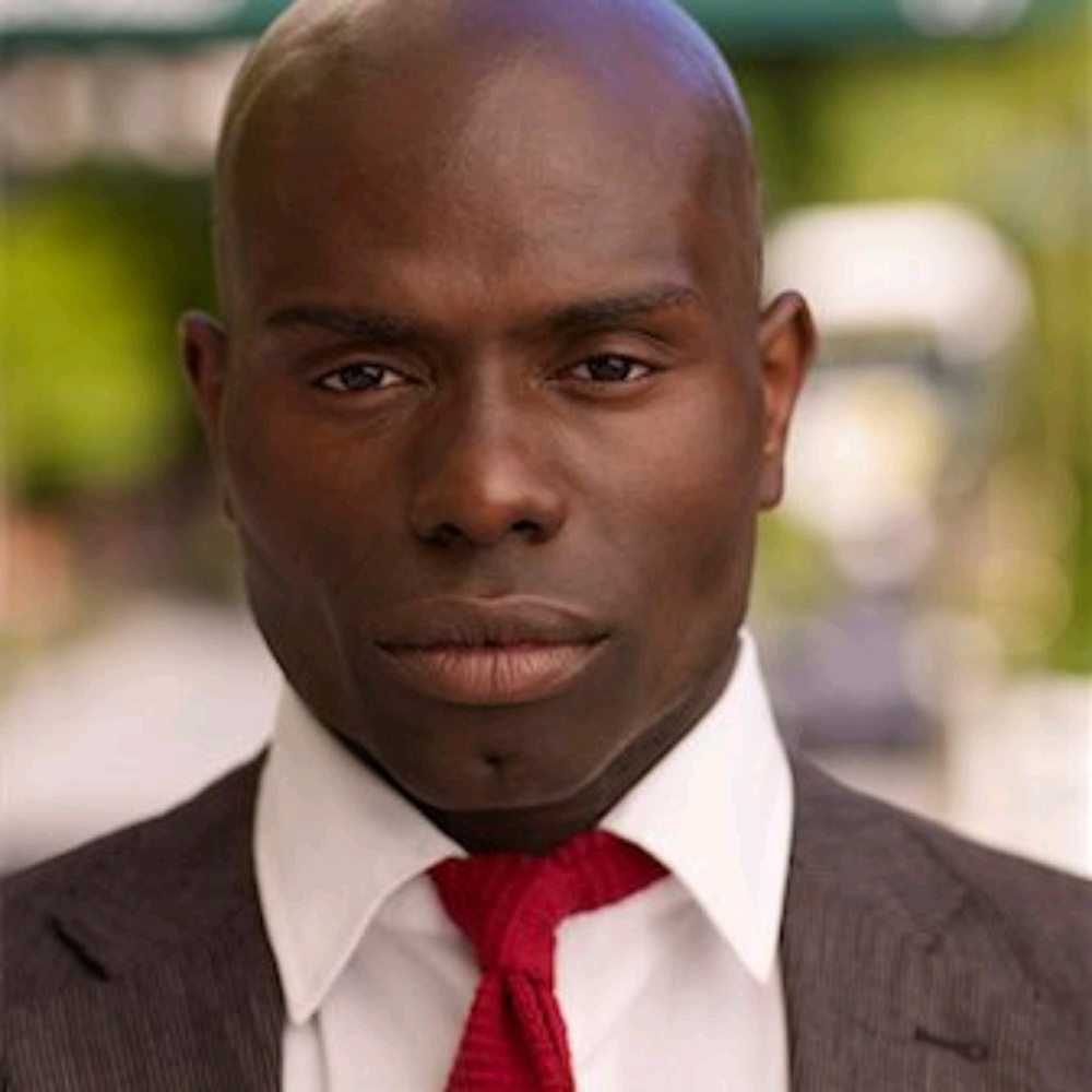 Meet your Posher, Emmanuel